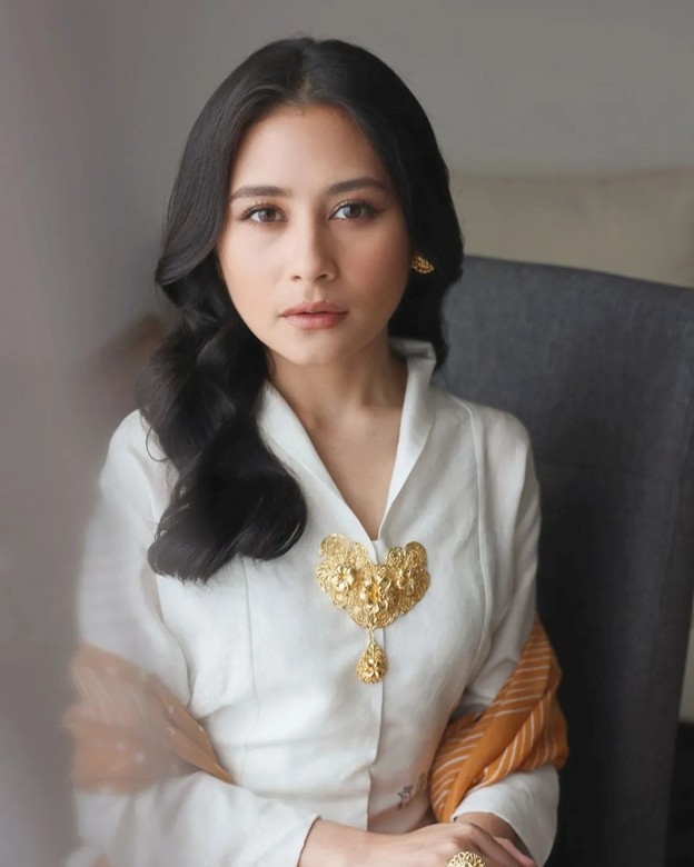 Hairstyle Simple & Elegan untuk Hari Raya 2